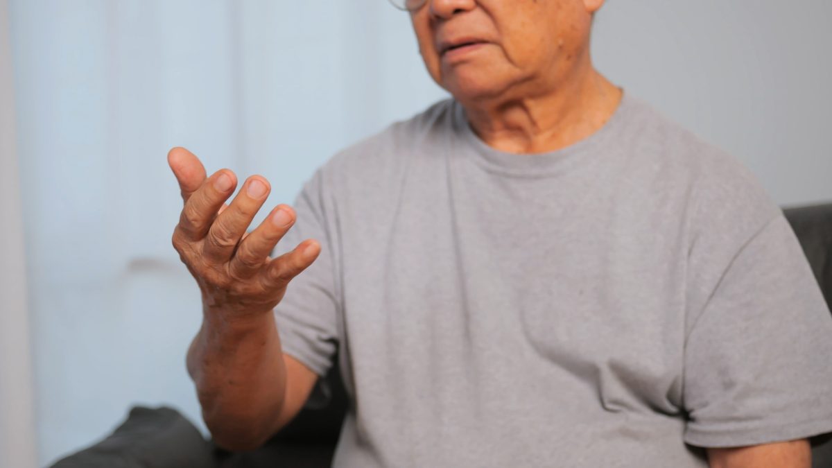 Estudio encuentra relación entre la actividad física y una progresión más lenta del Parkinson