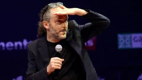 ¿Quién es Emmanuel "El Chivo” Lubezki, el mexicano que trabajó con Taylor Swift para su nuevo videoclip?
