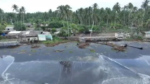 Frente frío 2 provocó aumento en la erosión marina en costas de Tabasco