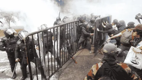 Liberan a 6 de 39 manifestantes detenidos en marcha por el agua en Guadalajara