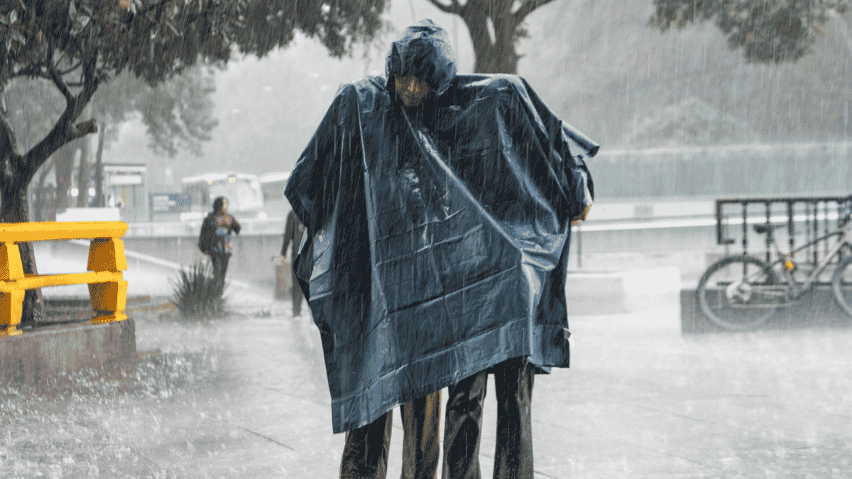 Rachel se aleja, mientras frente frío provocará lluvias en 31 estados este sábado