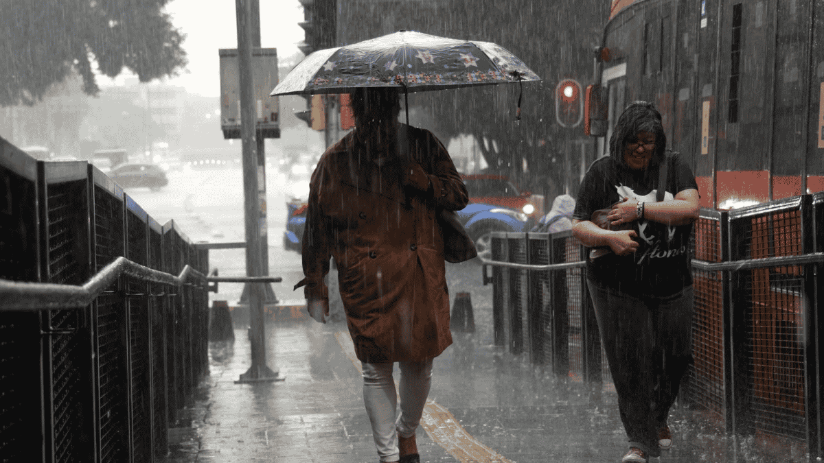 Lluvias y descenso de temperatura se prevén en CDMX este domingo