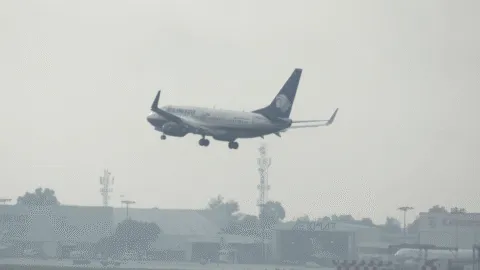 Vuelos en México se ven afectados tras el paso del huracán Simon; hay cancelaciones