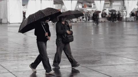 ¡Frío y más lluvia! Se prevé domingo de descenso de temperatura en CDMX