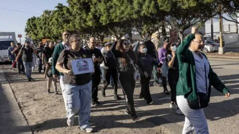 ¿Por qué los trabajadores del IMSS rechazaron el aumento salarial de 2.9%?