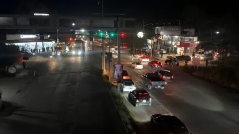 Maestros de la CNTE liberan bloqueo en Oaxaca tras casi 12 horas; afectaciones viales se prolongan