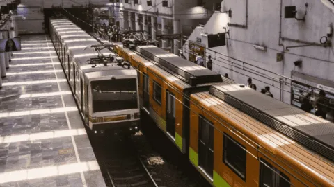 ¡Atento, usuario! Falla en Línea A del Metro CDMX provoca cierre en 4 estaciones; así funciona