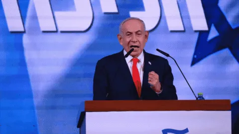 Netanyahu encabeza elecciones en Israel, pero pierde mayoría en el Parlamento