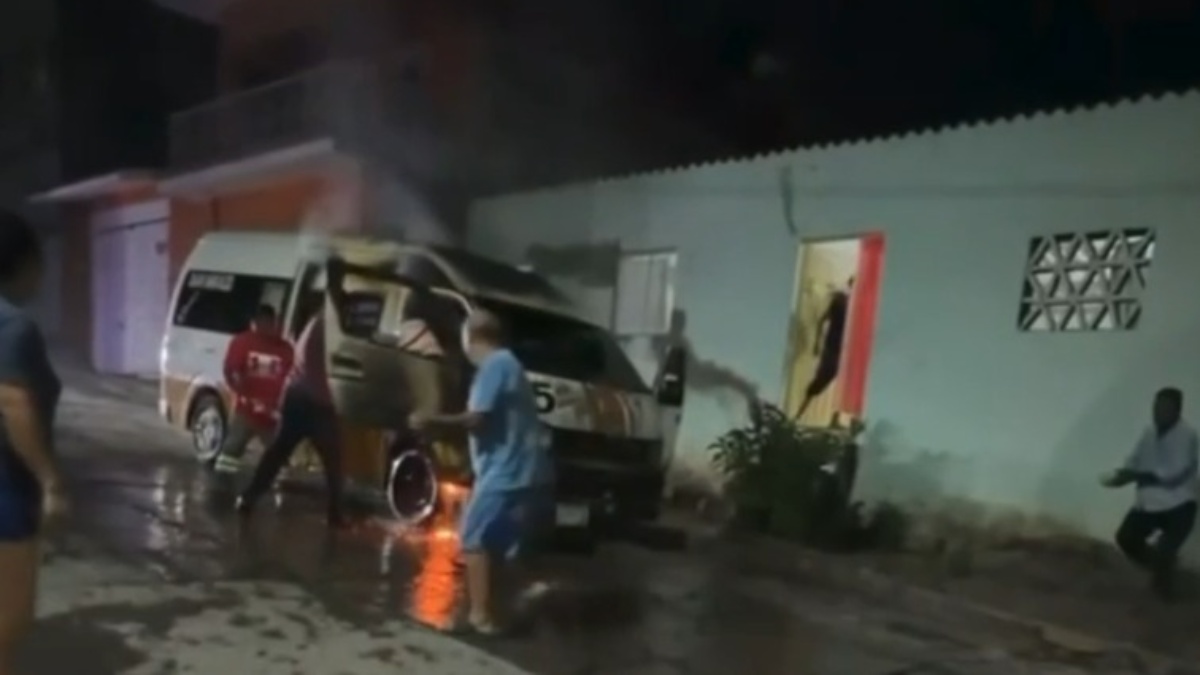 Incendian 4 unidades del transporte público en distintos puntos de Cuautla y Yecapixtla