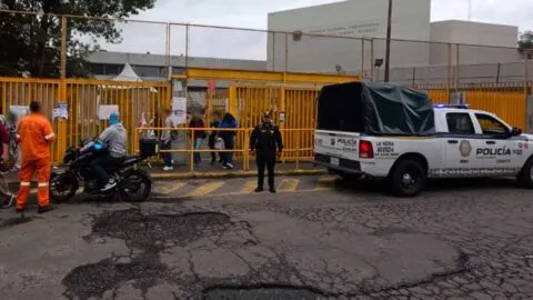 Prepa 1 de la UNAM suspende clases tras intento de toma; rector reporta situación “bajo control”