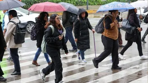 CDMX tendrá sábado de lluvias, frío y fuertes rachas de viento
