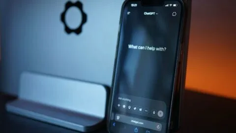 ¡Cuidado si usas IA! Ciberdelincuentes distribuyen malware con falsos instaladores de ChatGPT y Claude