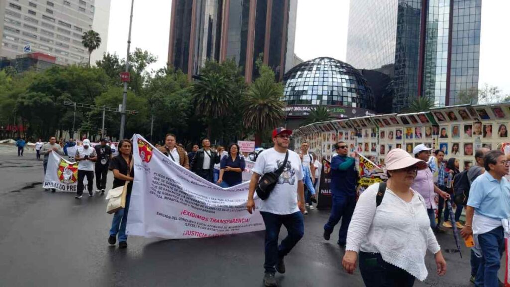 Marcha de trabajadores de salud EN VIVO