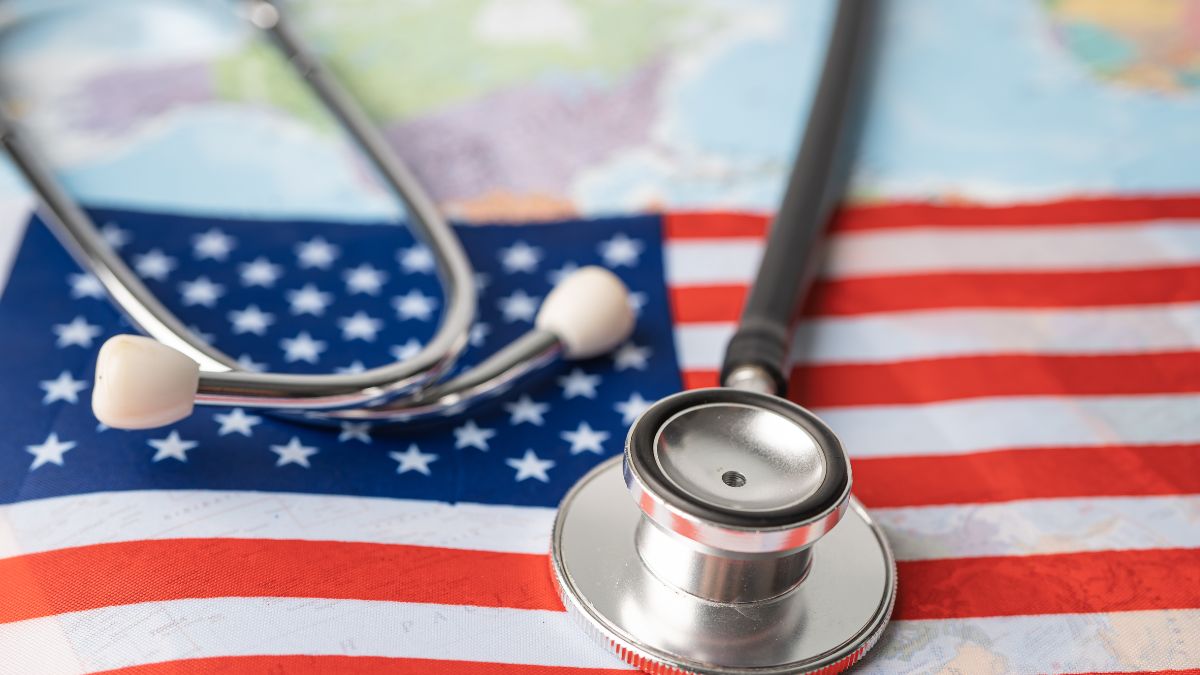 Obamacare: gobierno de Trump empieza a enviar cheques de 500 dólares a casi un millón de personas