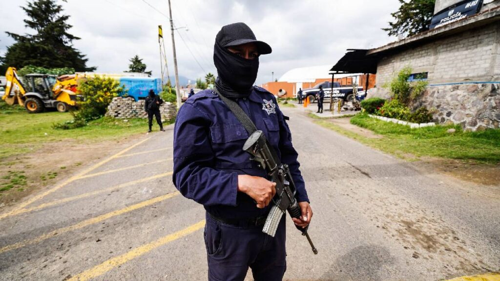 Un elemento policial