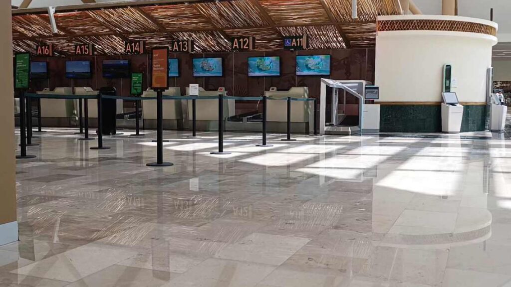 tulum-crisis-mil-habitaciones-aeropuerto-desierto