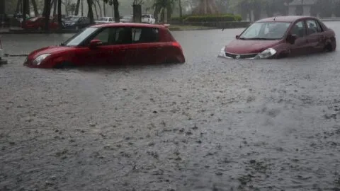 Huracán Simon provocará lluvias extraordinarias en Colima y torrenciales en Jalisco y Michoacán