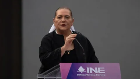 “Se debe ir”: Ugalde fija postura sobre videos que involucran a Guadalupe Taddei y a contratista del INE