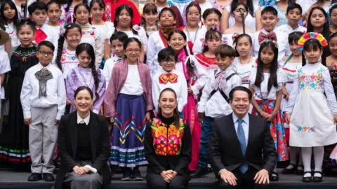Sheinbaum presenta primer Concurso Nacional de Coros Escolares; invita a participar en el Zócalo