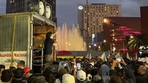 Marcha del IMSS, EN VIVO: Trabajadores bloquean Glorieta del Caballito