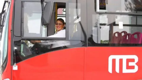 ¡Sin hombres al volante! Así opera la ruta del Metrobús CDMX conducida sólo por mujeres