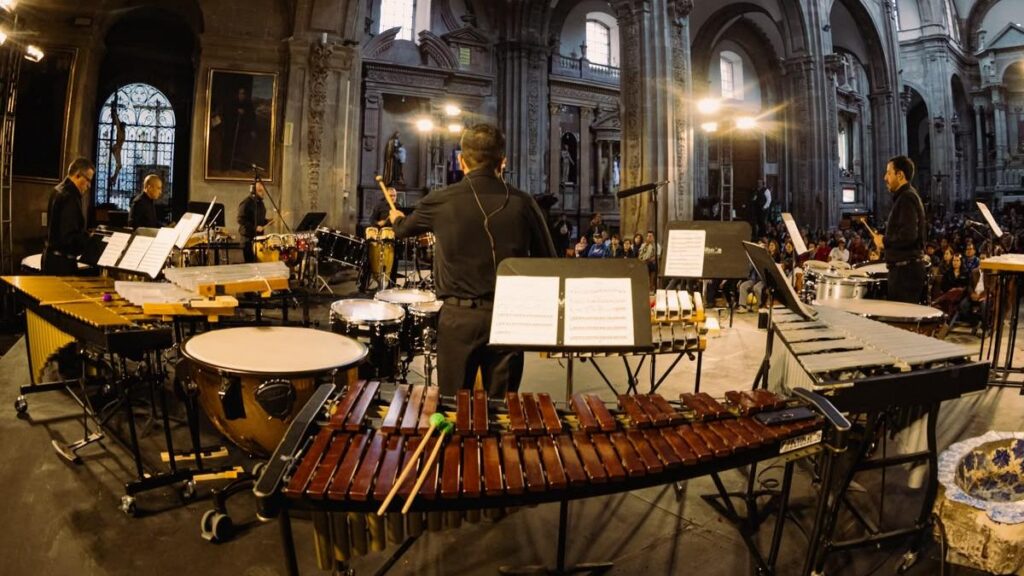 La Orquesta Filarmónica de la UNAM hace vibrar al Cervantino 2026 con una noche sinfónica