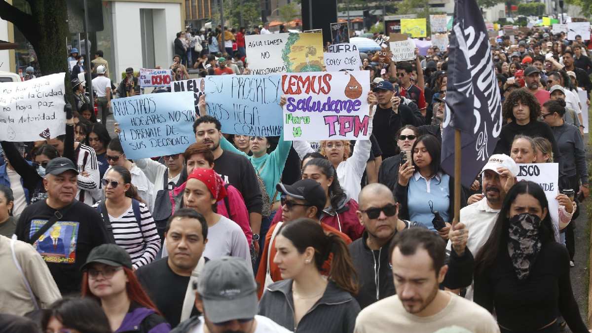 Segunda megamarcha en Jalisco: miles se movilizan por mala calidad del agua