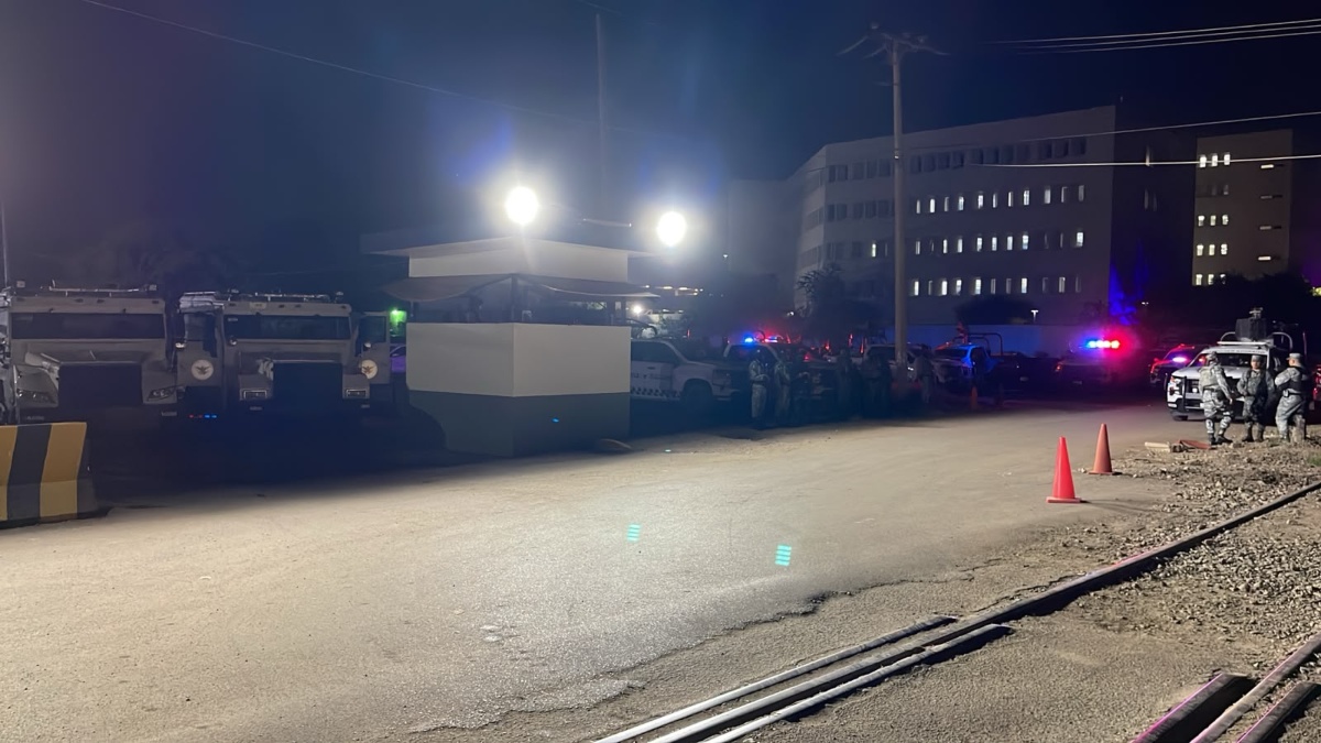 Seguridad Pública de Sinaloa desmiente motín en el penal de Aguaruto, pero confirma revisión rutinaria