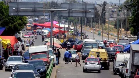 Se registra balacera en el tianguis El Salado, en Iztapalapa: mujer muere tras ser alcanzada por disparos