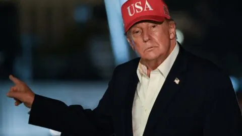 Trump frena transmisión en vivo de ejecución por fusilamiento tras ola de críticas en EE.UU.