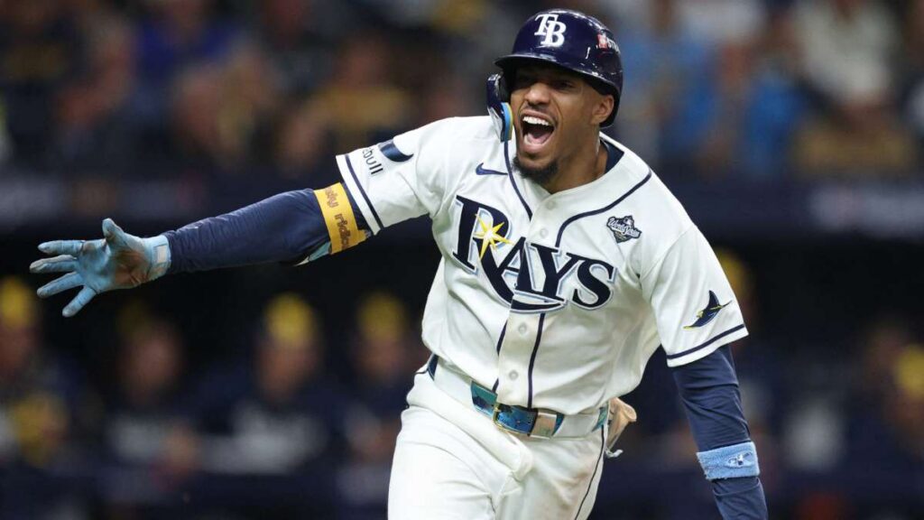 ¡De película! Rays remontan a Brewers en 12 entradas y obligan el Juego 5 en la Serie Mundial