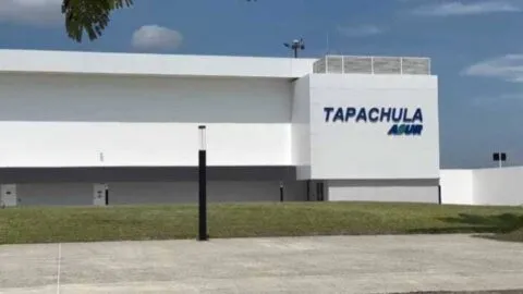 Pasajera muere en pleno vuelo; la encuentran sin vida al aterrizar en Tapachula