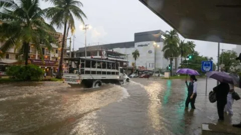 Tras Rachel y Simon, vigilan nueva zona ciclónica frente a Oaxaca y Chiapas: estos estados esperan lluvias fuertes